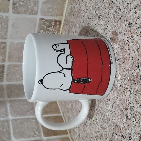Peanuts Mugs - Picture 2 of 4